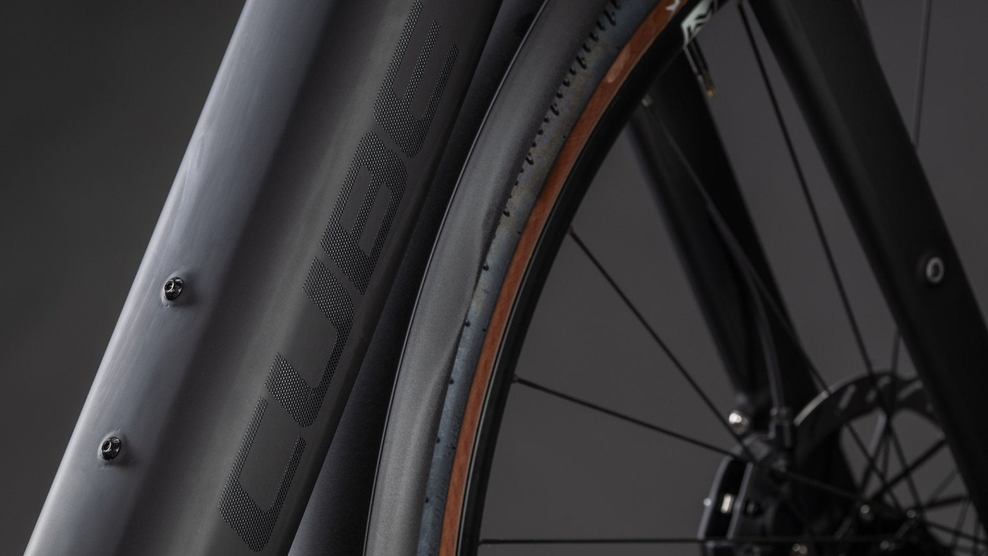 CUBE NUROAD HYBRID C:62 EXC 400X FE eGRAVEL BIKE 2026 BLACKLINE