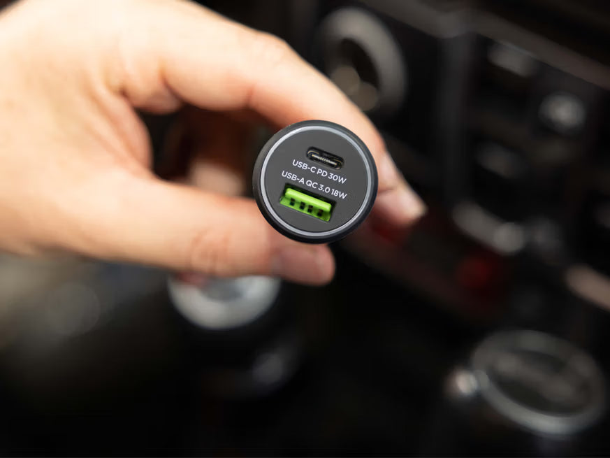 QUAD LOCK 48W DUAL USB 12V CAR CHARGER