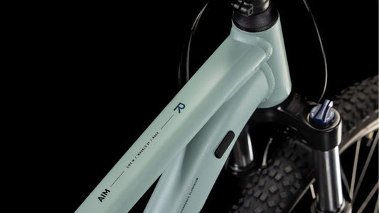 CUBE AIM RACE HARDTAIL MTB BIKE 2025 FROZENGRAPE' N 'TURMALIN