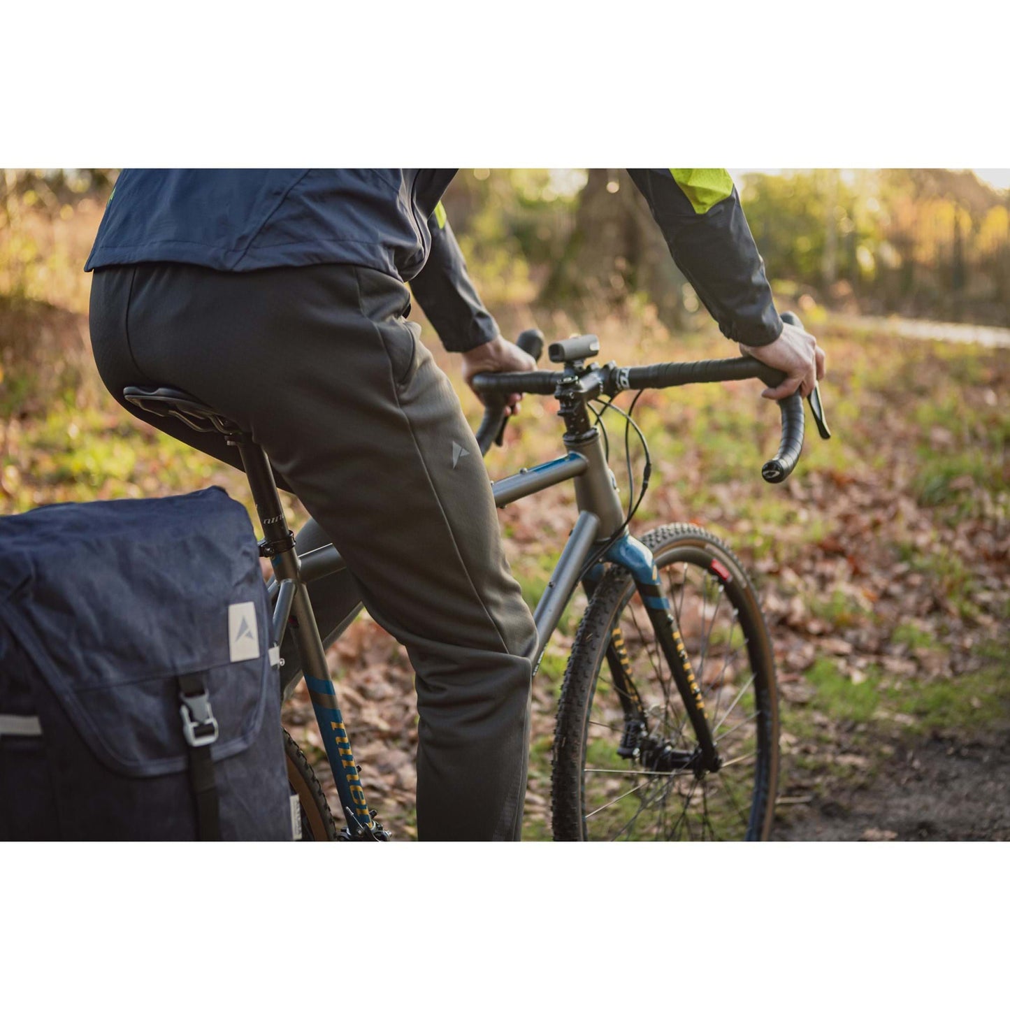 ALTURA HERITAGE 16L CYCLING PANNIER - NAVY