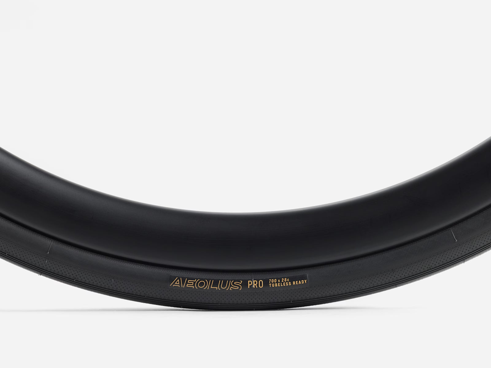 BONTRAGER AEOLUS PRO ROAD TYRE