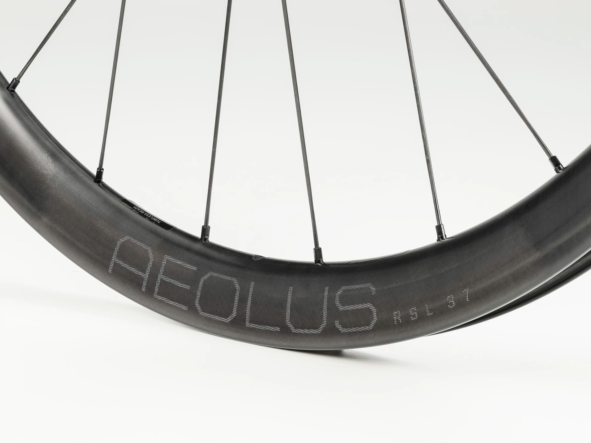 BONTRAGER AEOLUS RSL 37 TLR DISC ROAD WHEEL - FRONT