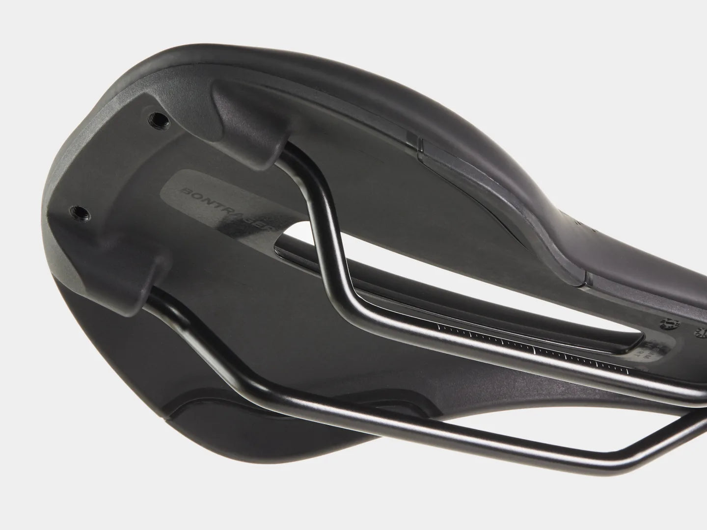 BONTRAGER VERSE SHORT COMP BIKE SADDLE