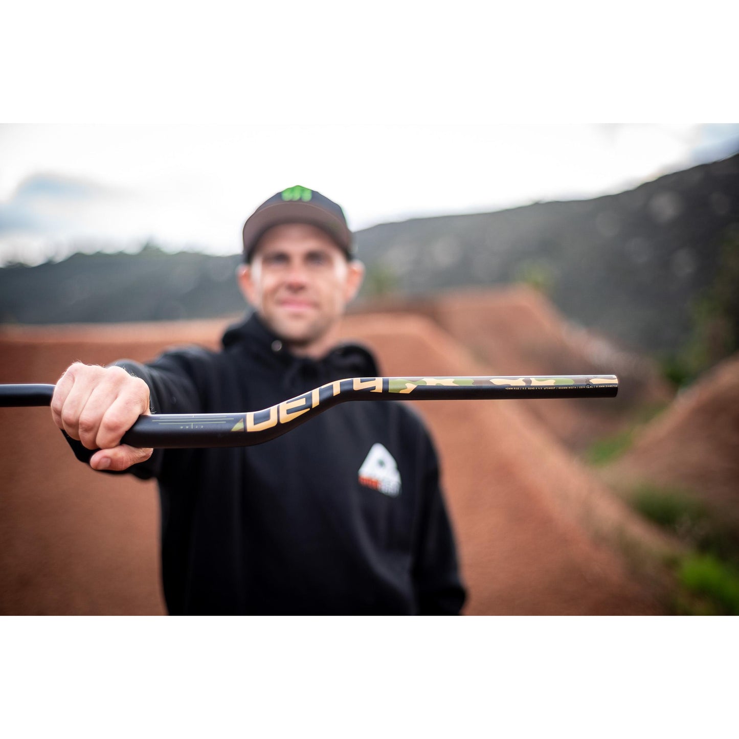 DEITY CZ40 CAMERON ZINK SIGNATURE HANDLEBAR