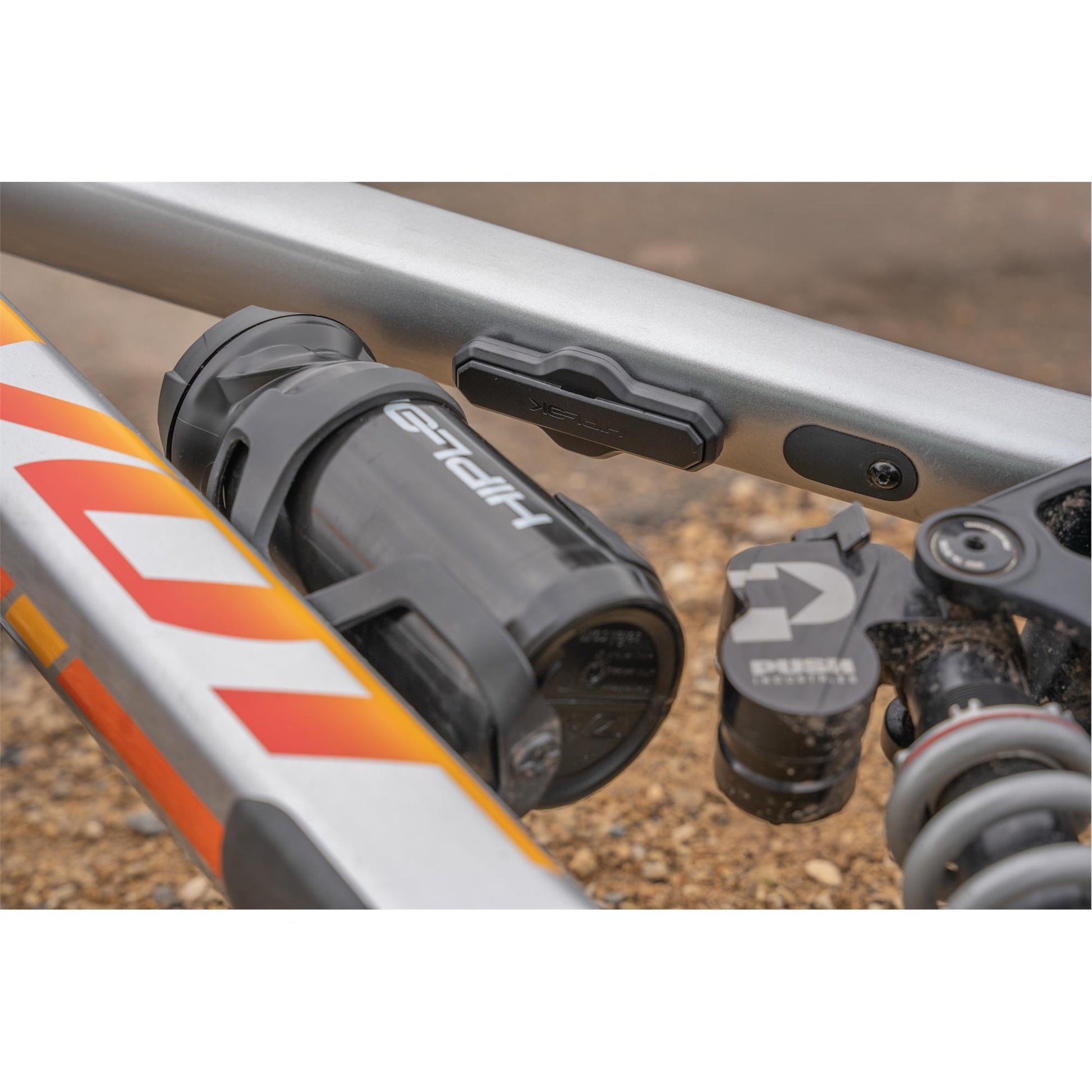 HIPLOK TRACK WITH ZLOK BRACKET