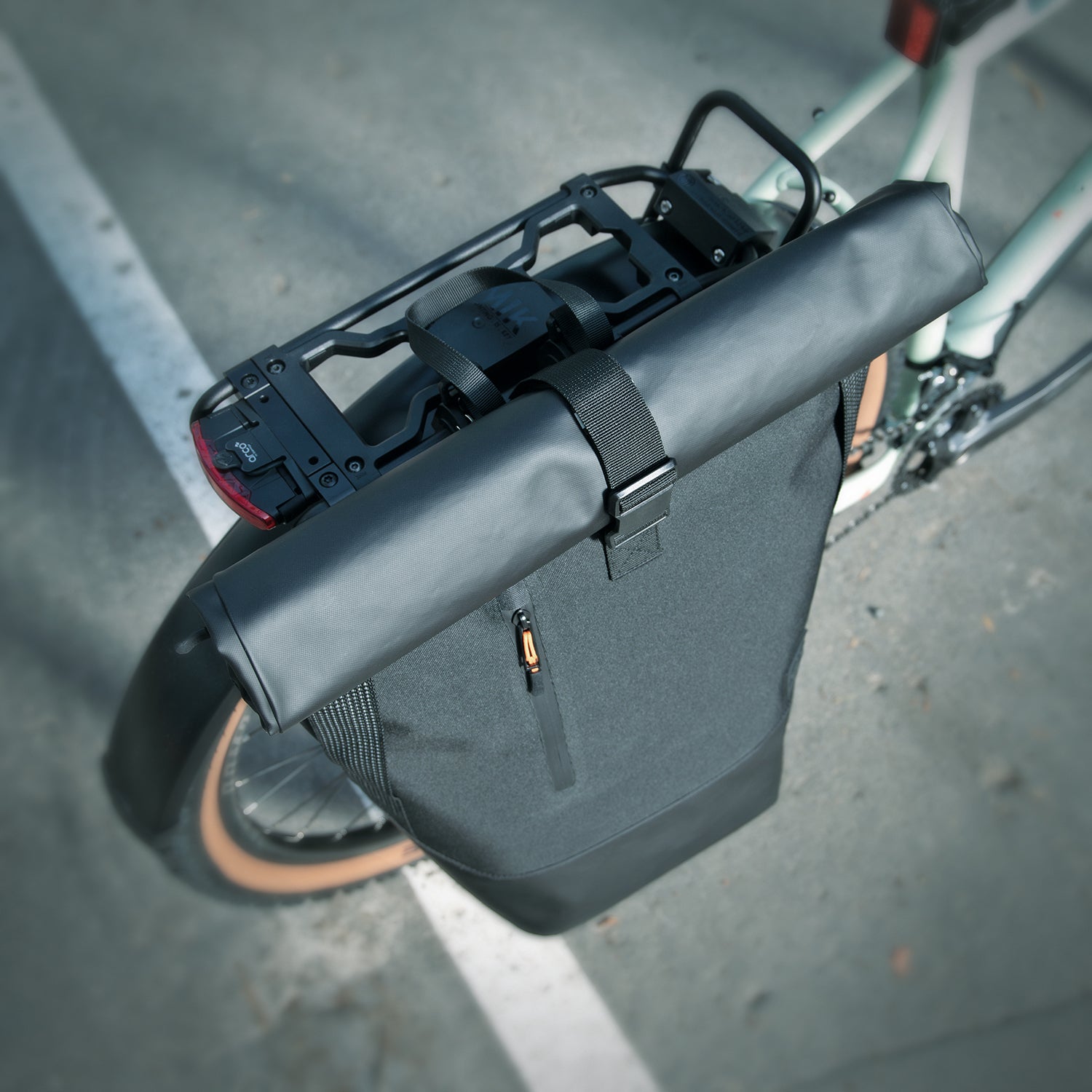 SKS INFINITY URBAN SIDEBAG