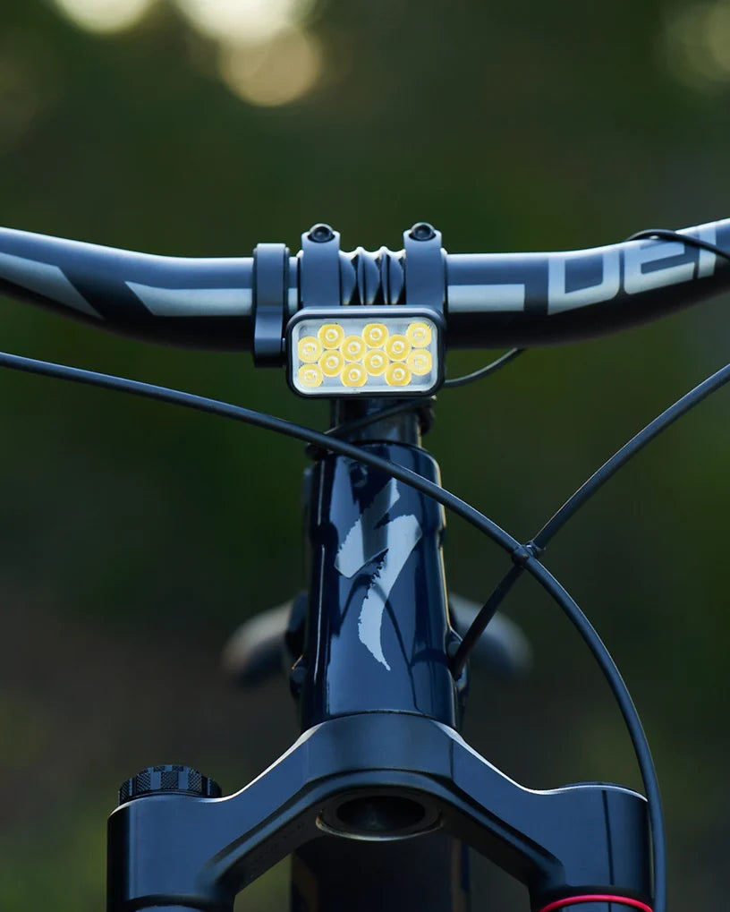 KNOG BLINDER X 2300 FRONT BIKE LIGHT