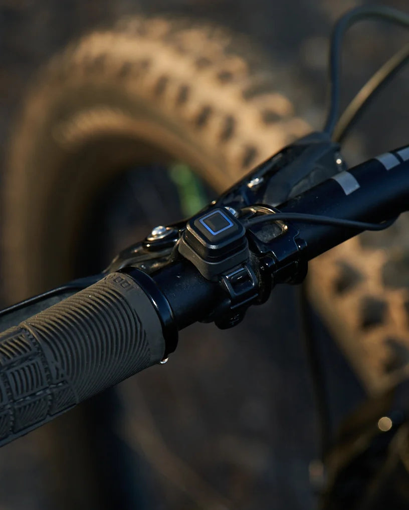KNOG BLINDER X 2300 FRONT BIKE LIGHT