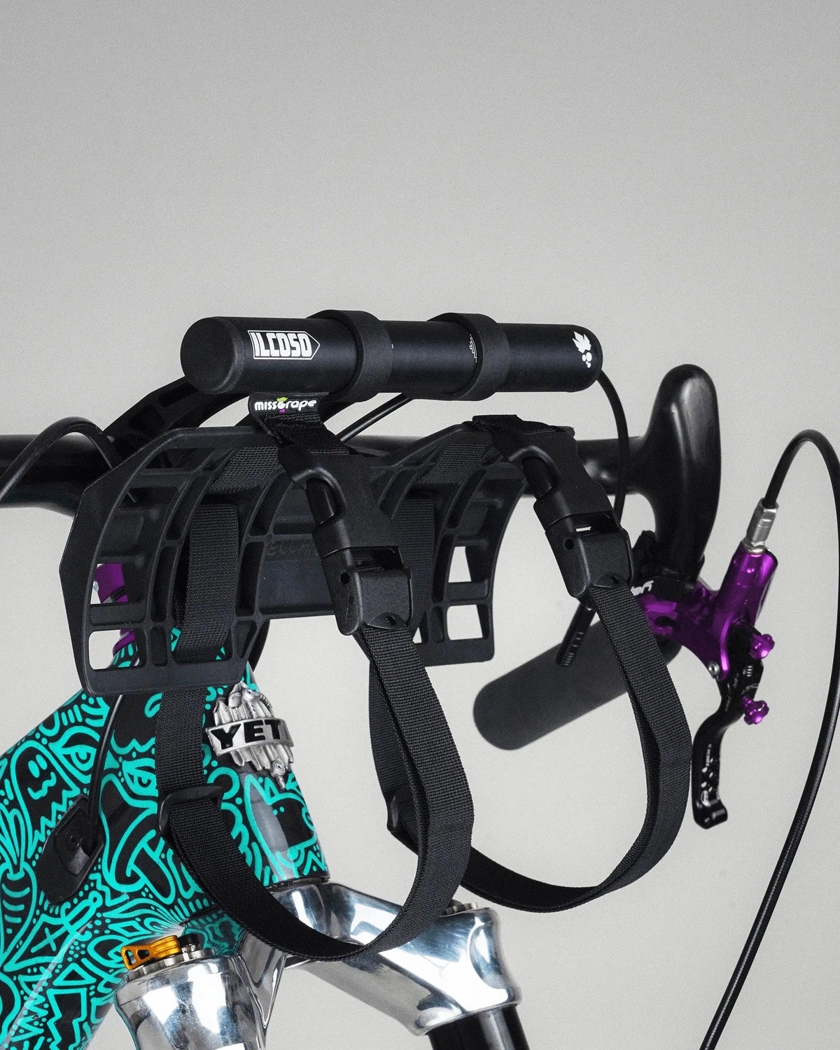 MISS GRAPE ILCOSO HANDLEBAR MOUNT SYSTEM