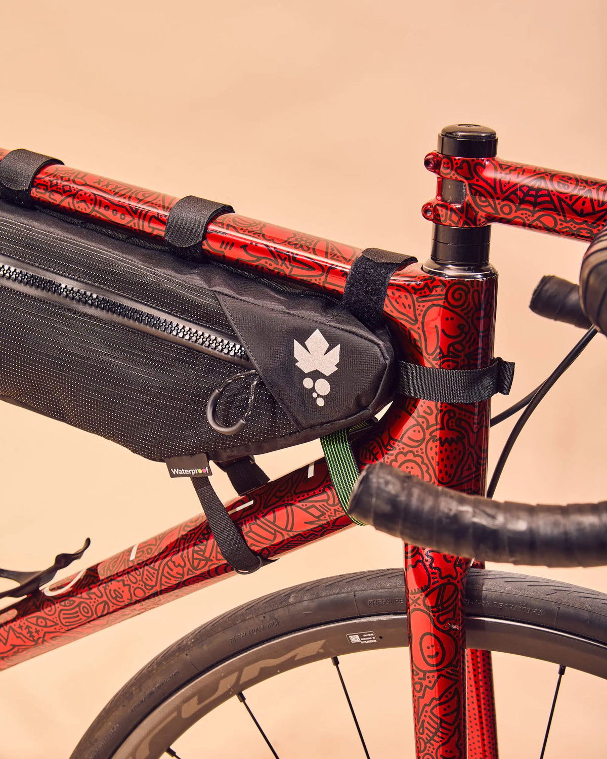 MISS GRAPE INTERNODE 6 WP FRAME BAG