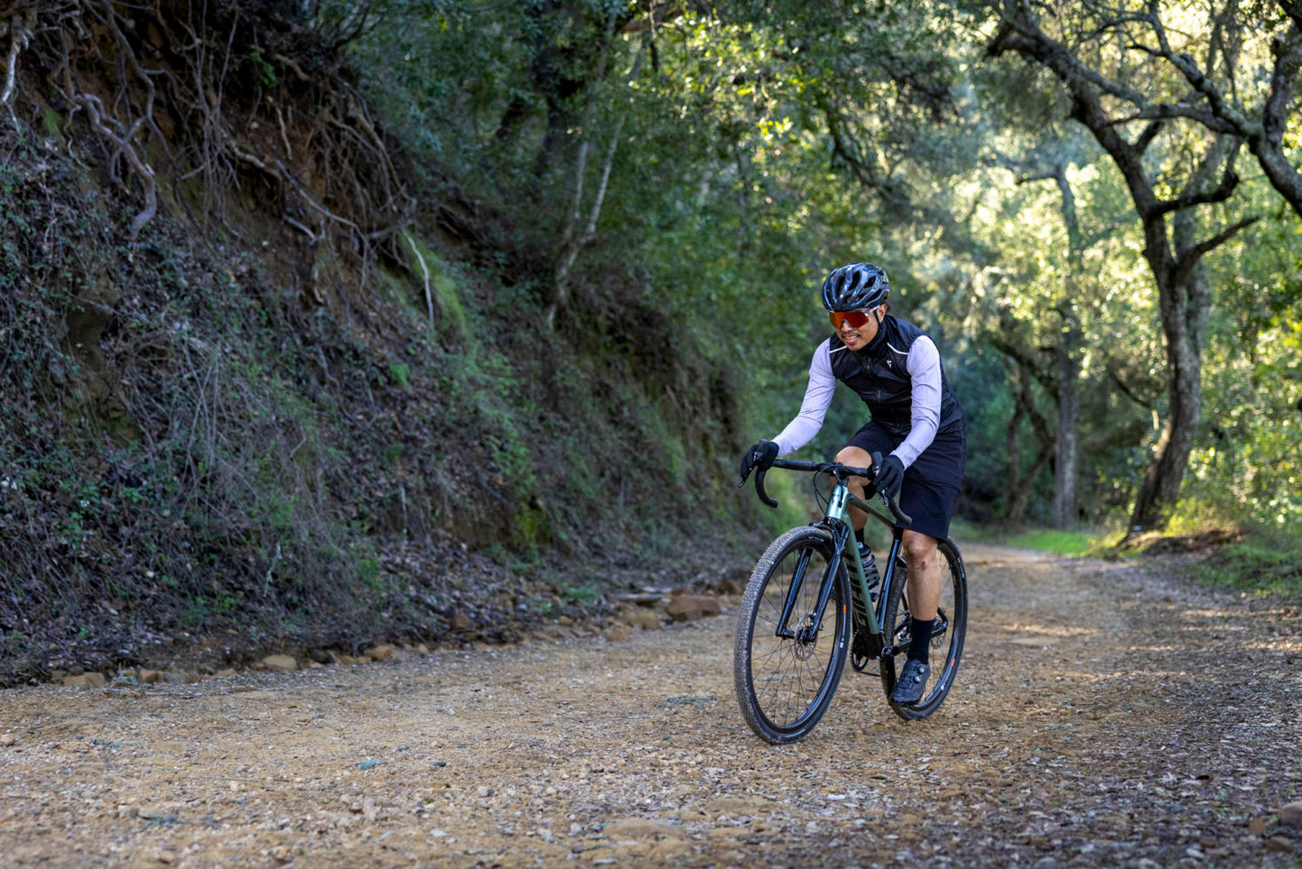 GIANT REVOLT X ADVANCED PRO 2 GRAVEL BIKE 2023 - MISTY FOREST