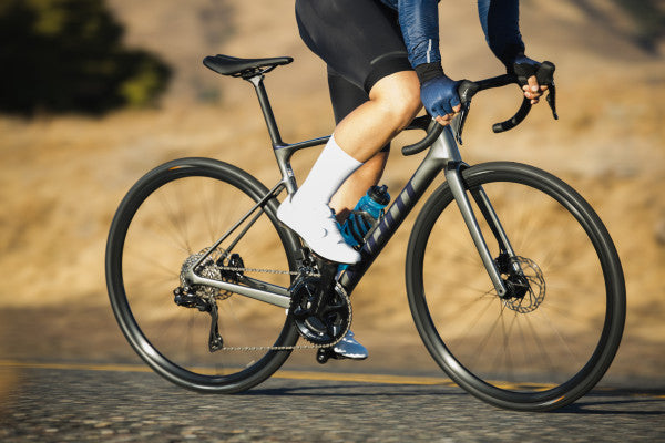 GIANT DEFY ADVANCED 1 ROAD BIKE 2024 - CHARCOAL/MILKY WAY