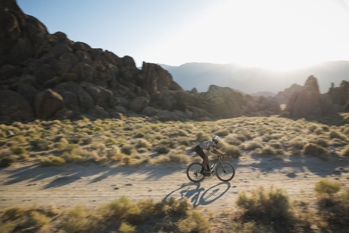 GIANT REVOLT ADVANCED PRO 0 GRAVEL BIKE 2025 GLOSS INTERSTELLAR/CHROME
