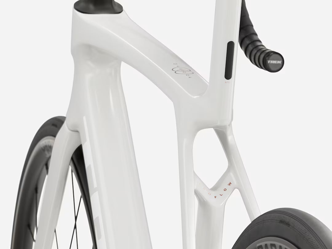 TREK MADONE SL 5 GEN 8 ROAD BIKE 2027 ERA WHITE