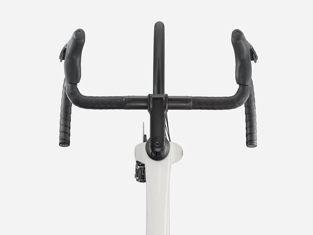 TREK MADONE SL 6 GEN 8 Di2 ROAD BIKE 2027 ERA WHITE