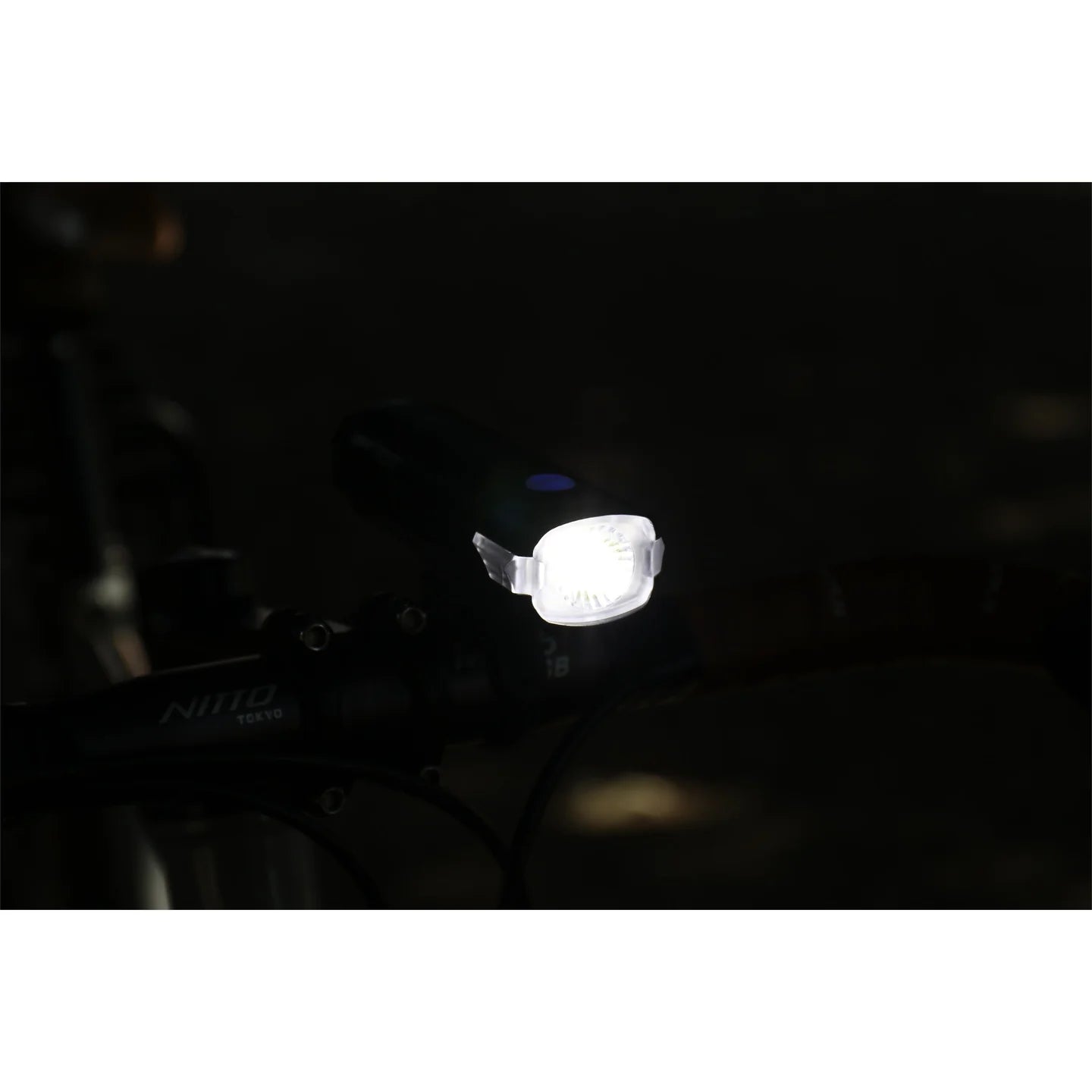 CATEYE AMPP 1700 FRONT BIKE LIGHT
