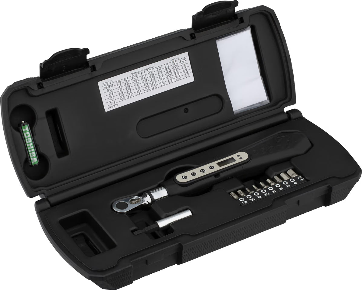 PRO TEAM DIGITAL TORQUE WRENCH 1-25 Nm WITH BIT SET