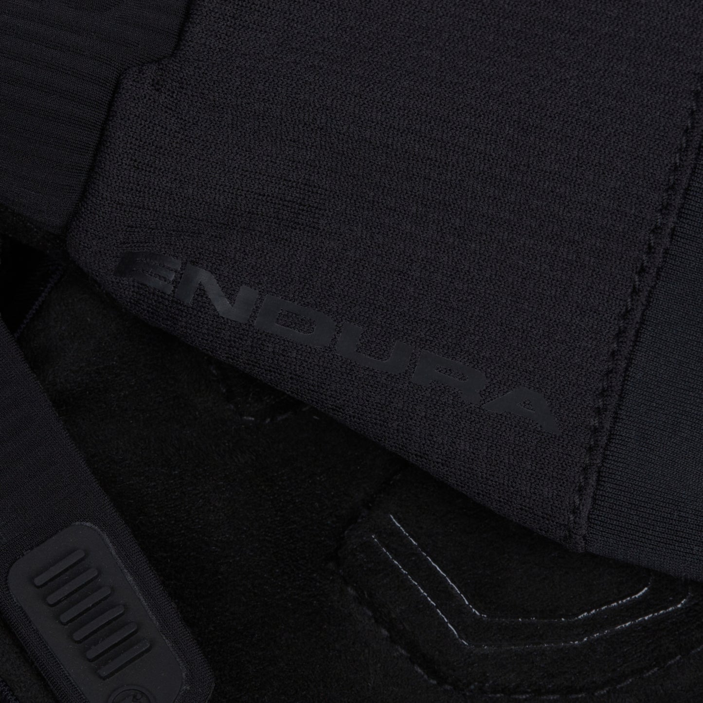ENDURA LOOP MITT BLACK