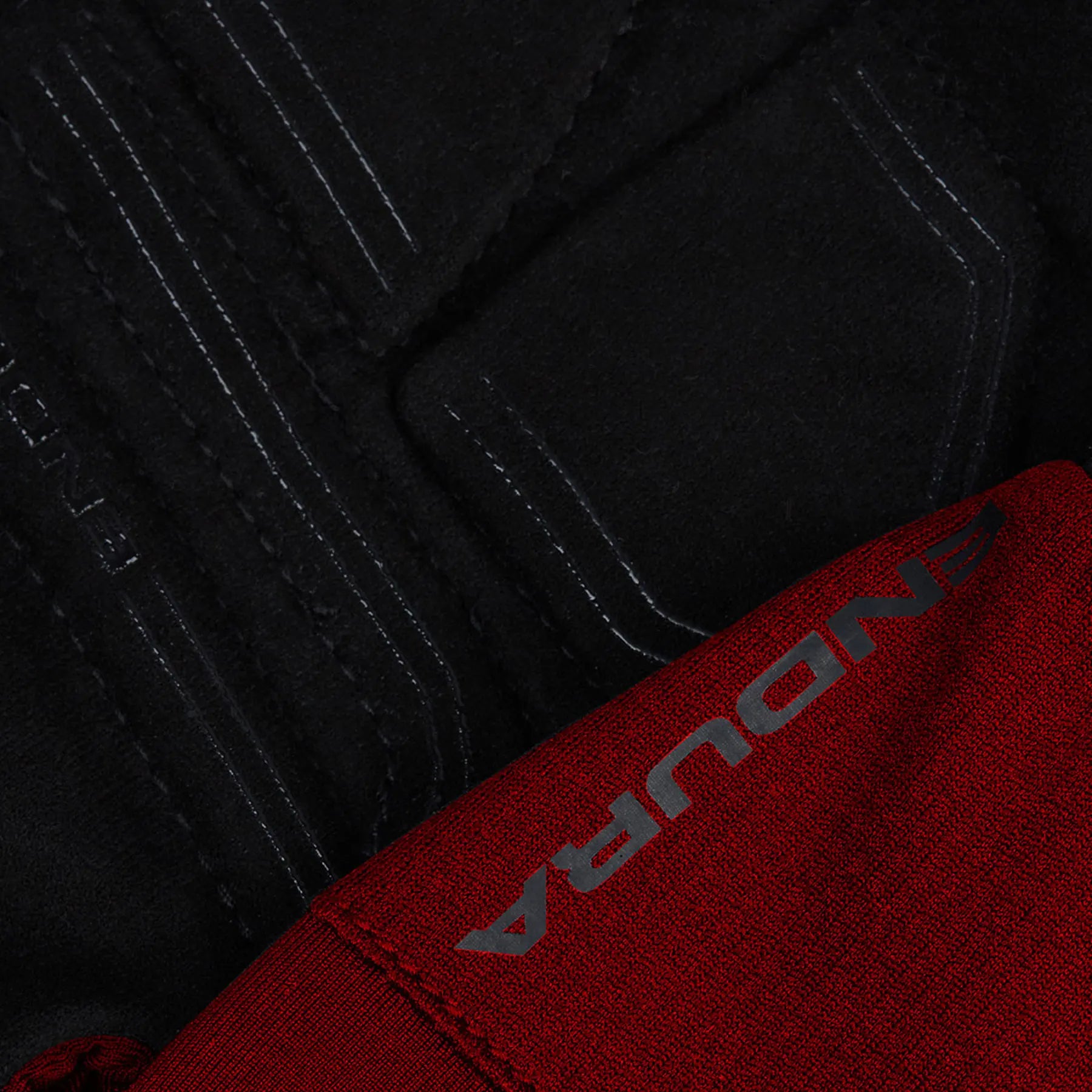 ENDURA LOOP MITT FLAME RED