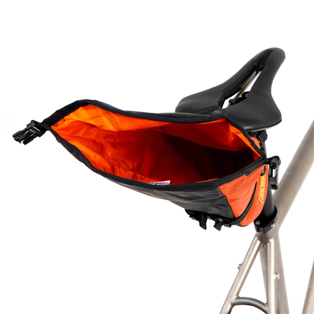 RESTRAP SADDLE PACK (2.5 Litres)