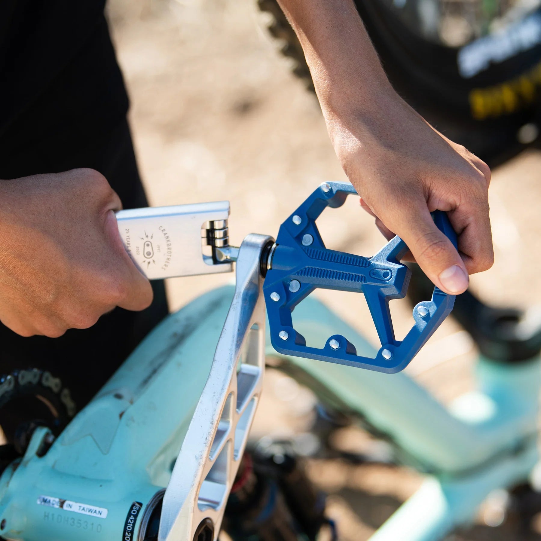 CRANKBROTHERS STAMP 1 GEN 2 FLAT PEDALS NAVY