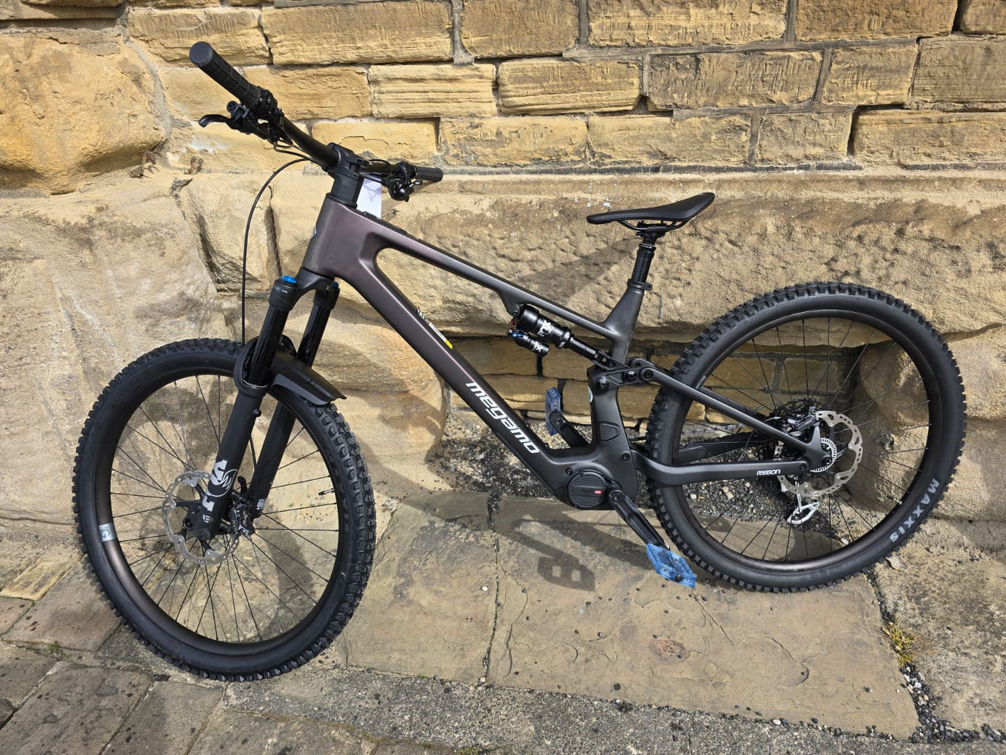 MEGAMO REASON CARBON 05 FS eMTB BIKE 2027 GARNET