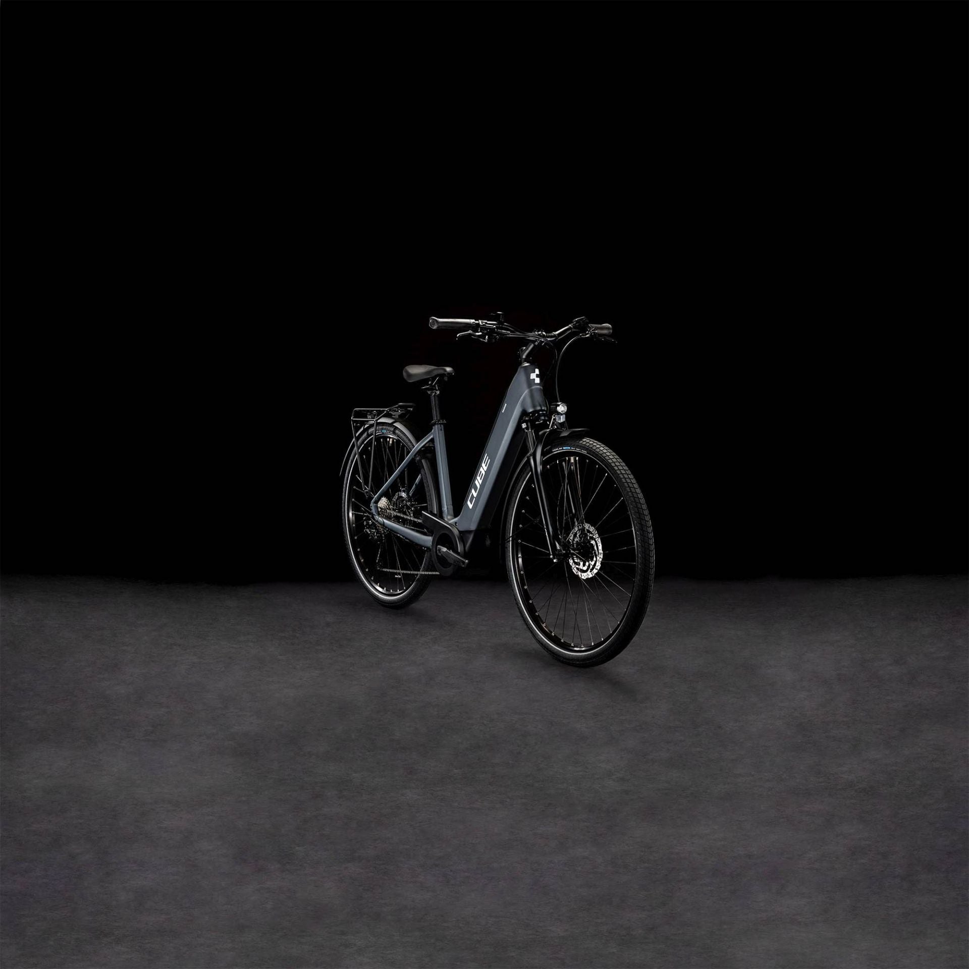 CUBE TOURING HYBRID ONE 500 EASY ENTRY E-BIKE 2023 GREY ´N´ WHITE