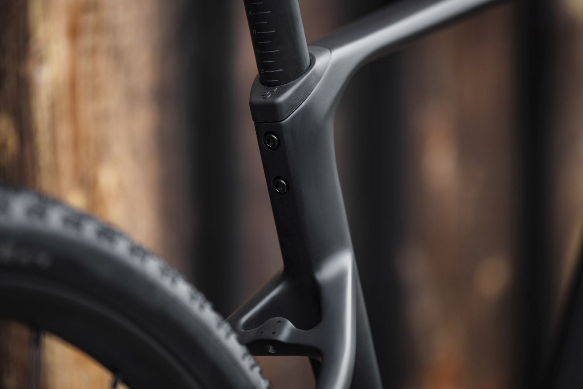 CUBE NUROAD HYBRID C:62 SLX 400X E-GRAVEL BIKE 2025 CARBON' N 'GLOSSY