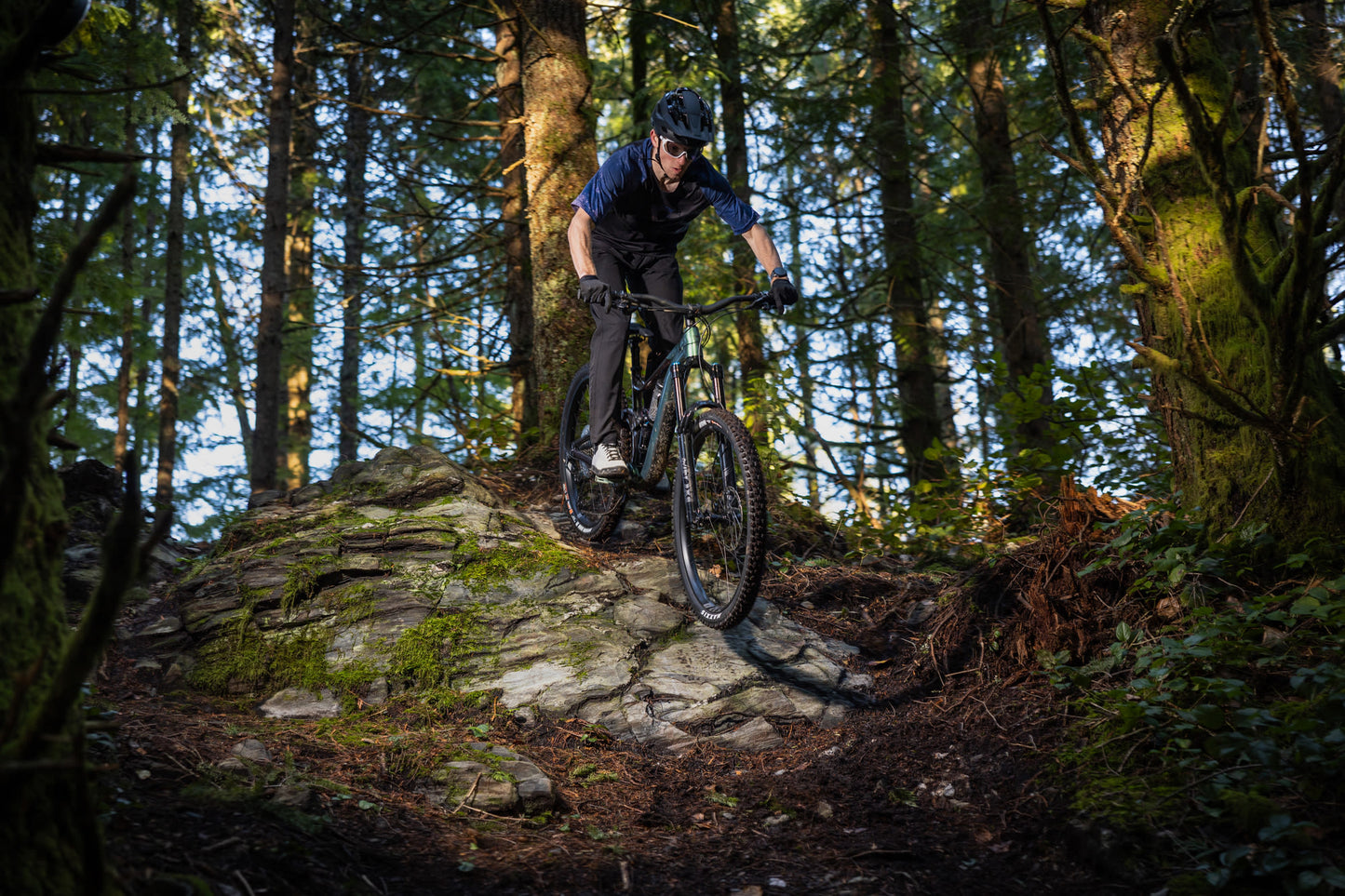 GIANT REIGN 2 FULL SUSPENSION MTB BIKE 2026 MINERAL GREEN