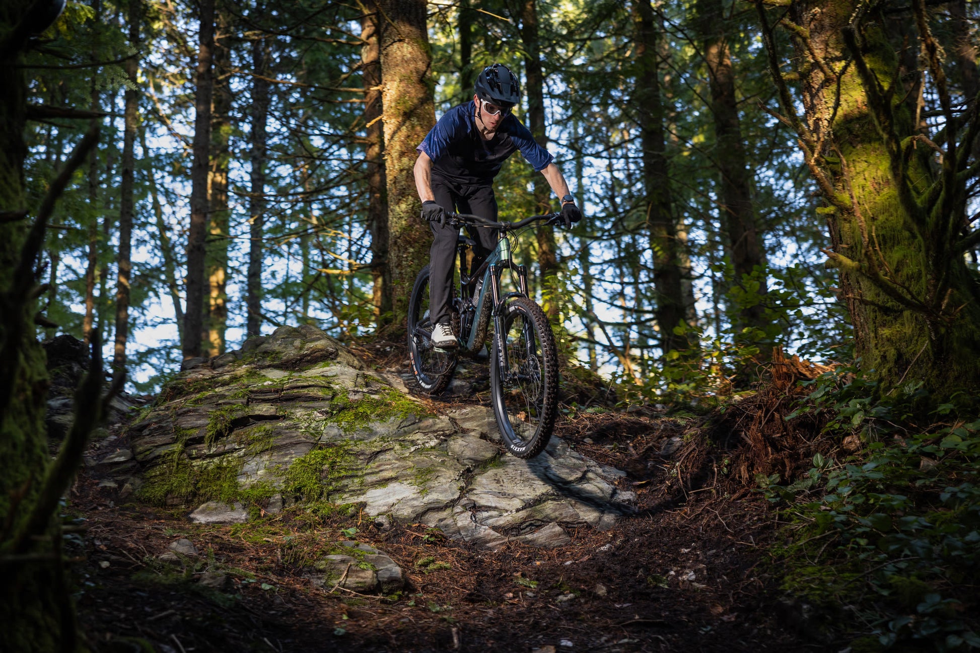 GIANT REIGN 2 FULL SUSPENSION MTB BIKE 2026 MINERAL GREEN