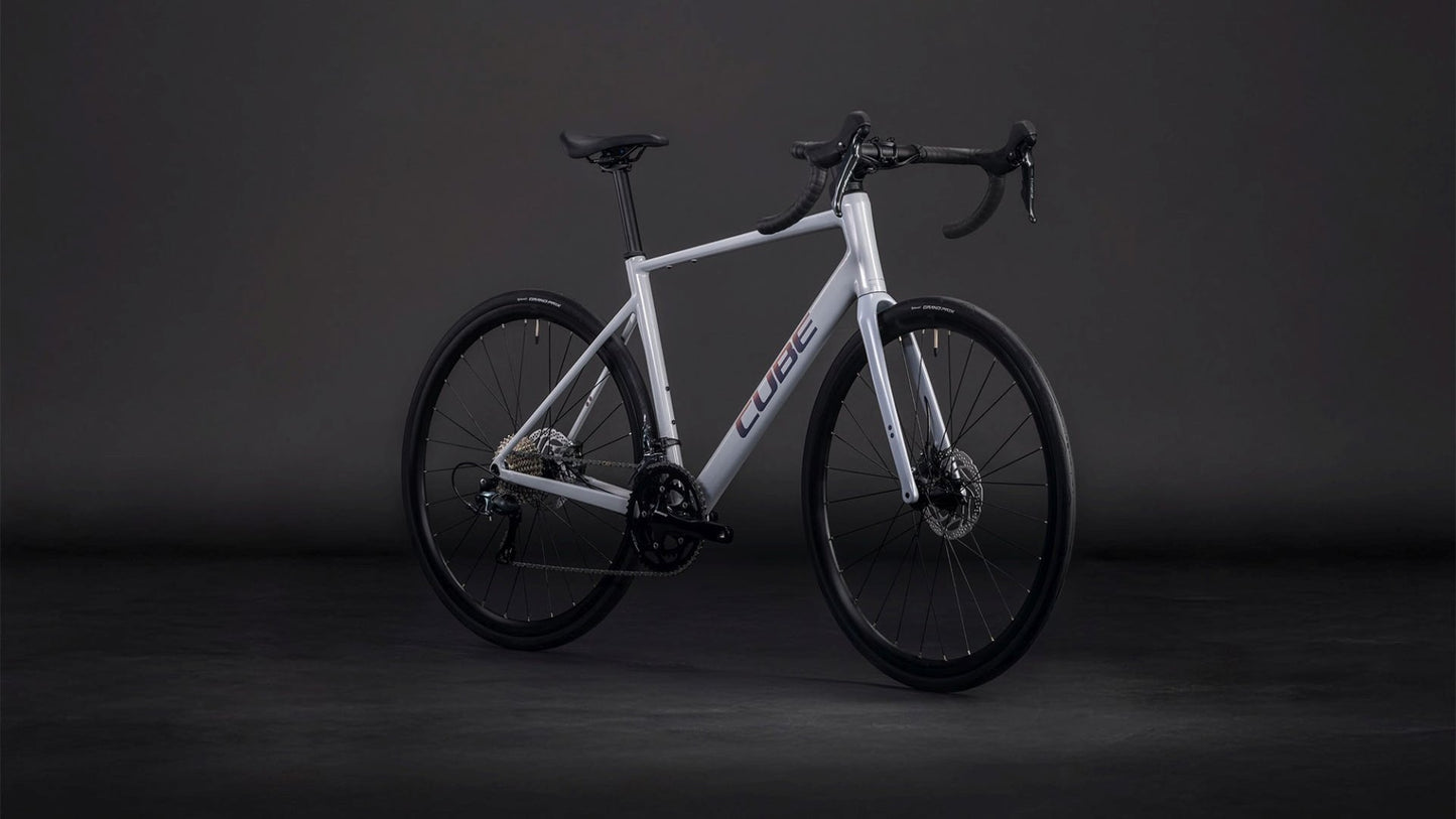 CUBE ATTAIN RACE ROAD BIKE 2026 FOGGREY' N 'SHIFT
