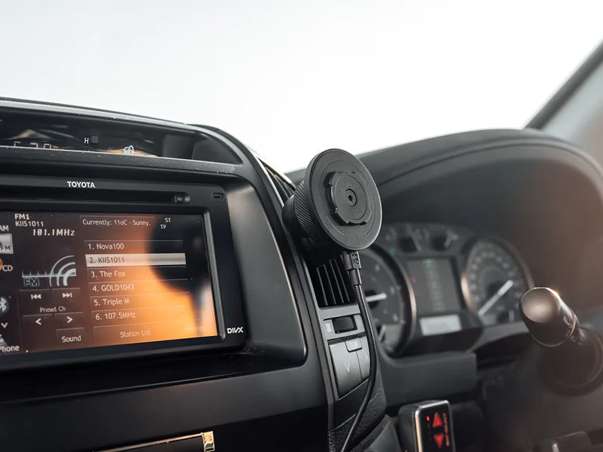 QUAD LOCK VENT CAR MOUNT