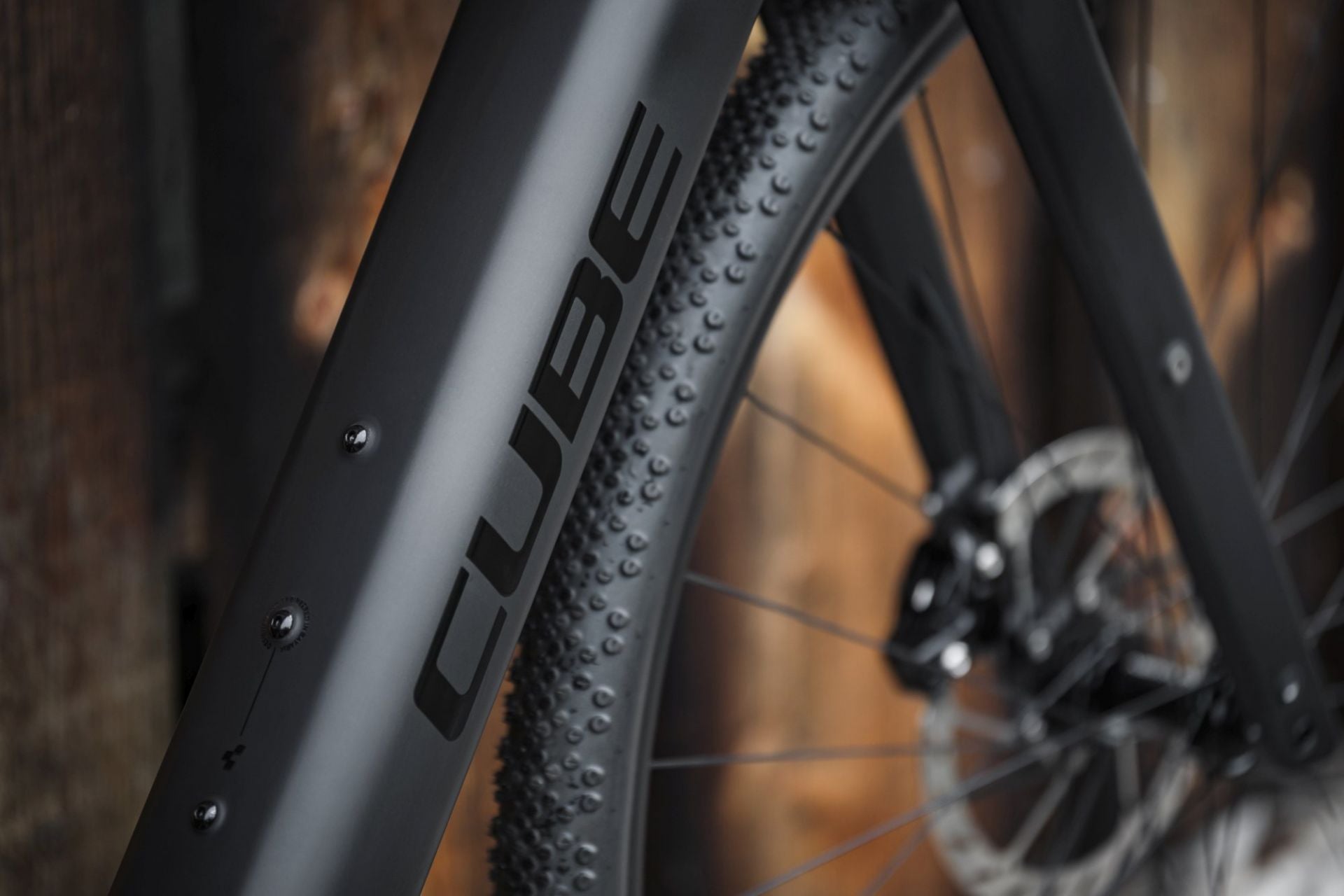 CUBE NUROAD HYBRID C:62 SLX 400X E-GRAVEL BIKE 2025 CARBON' N 'GLOSSY