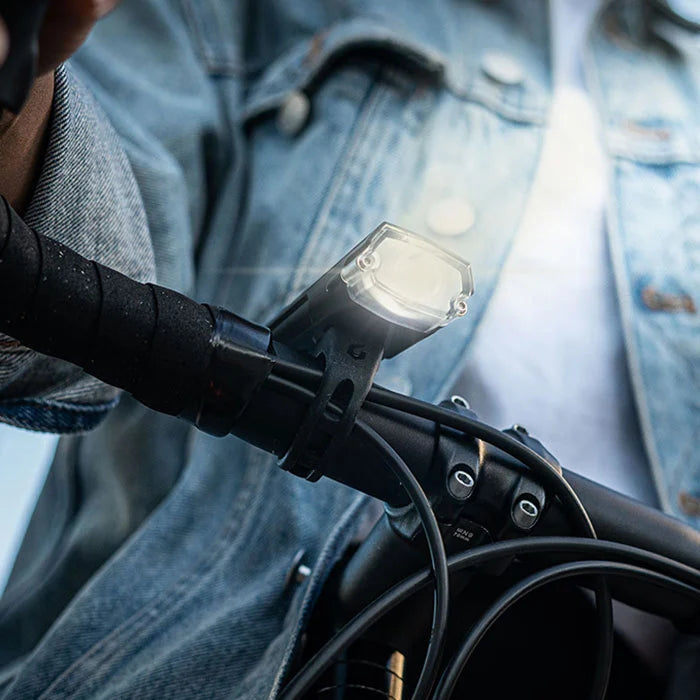 BLACKBURN DAYBLAZER 550 FRONT LIGHT