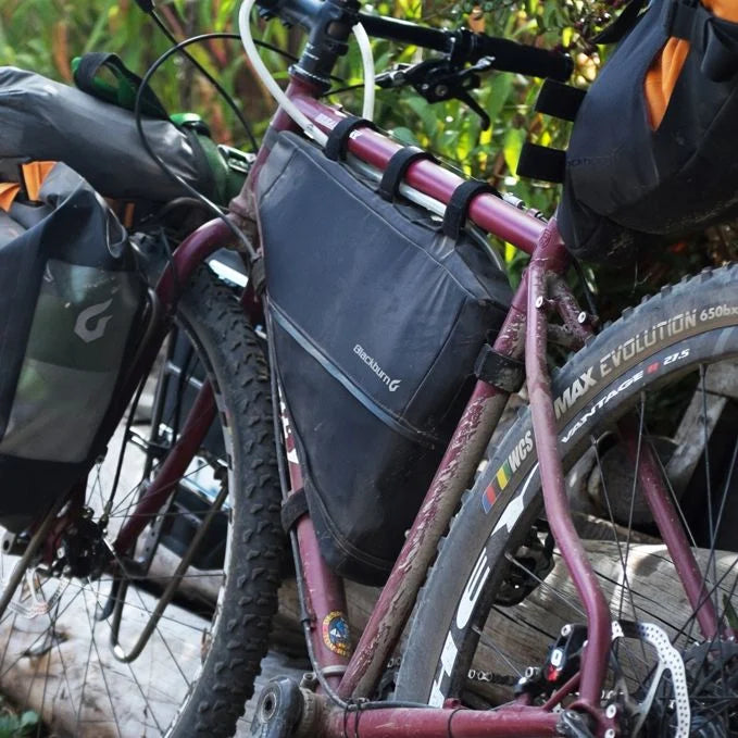 BLACKBURN OUTPOST FRAME BAG MEDIUM