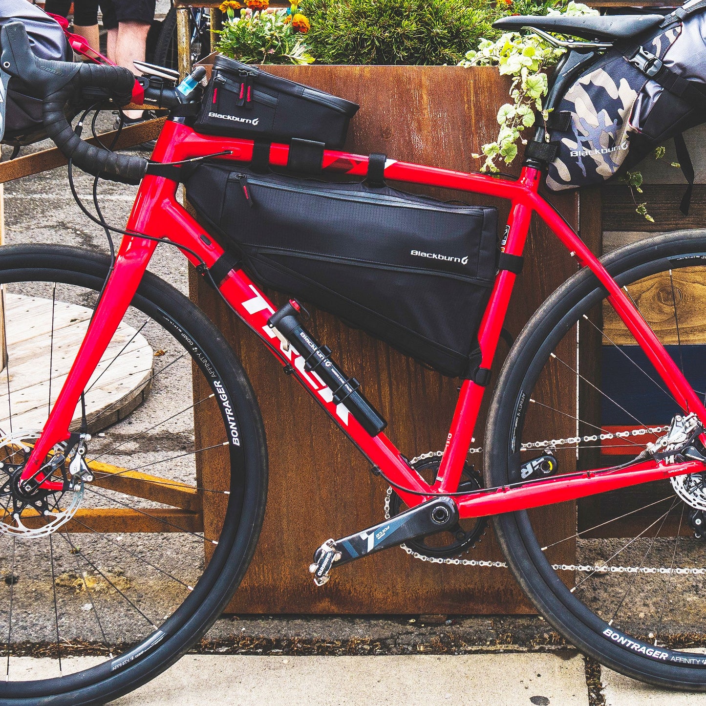 BLACKBURN OUTPOST FRAME BAG SMALL