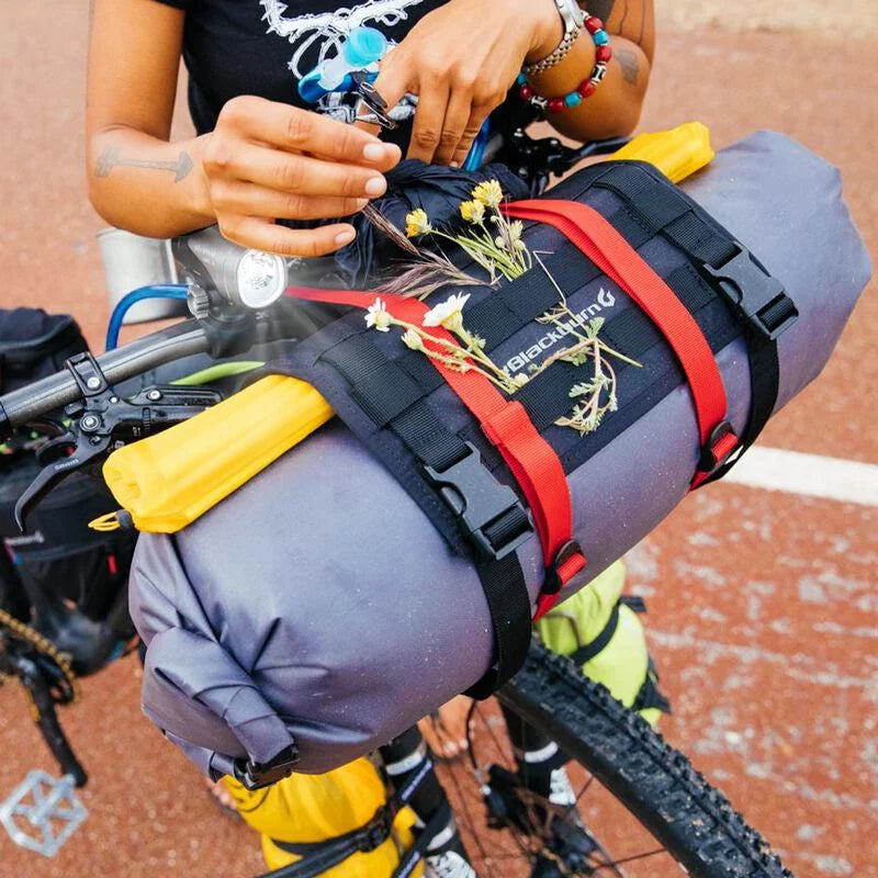 BLACKBURN OUTPOST HANDLEBAR ROLL WITH DRYBAG