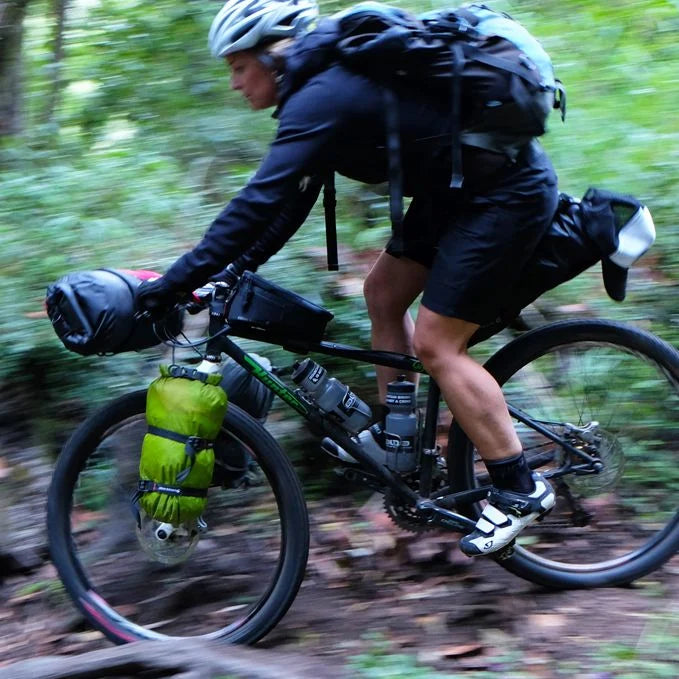 BLACKBURN OUTPOST HANDLEBAR ROLL WITH DRYBAG