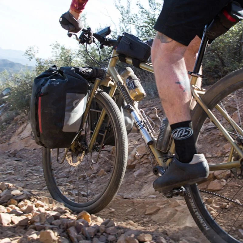 BLACKBURN OUTPOST TOP TUBE BAG