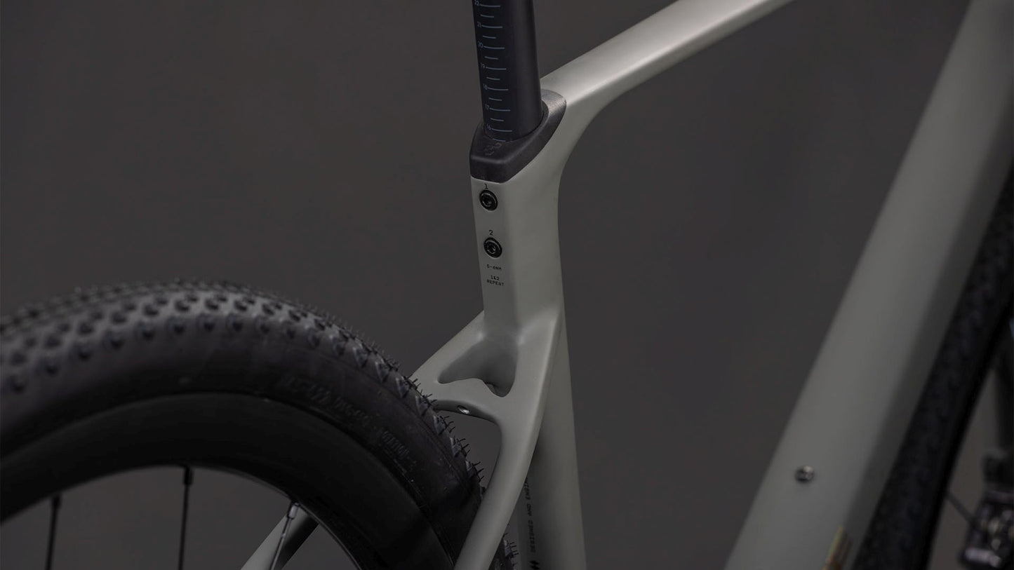 CUBE NUROAD C:62 EX GRAVEL BIKE 2026 OLDGREY' N 'PRISM