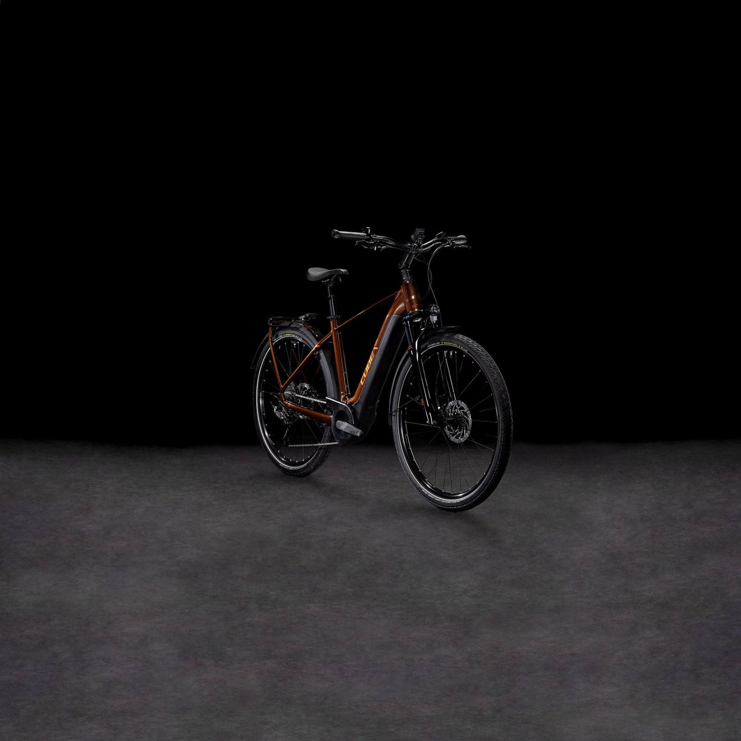 CUBE TOURING HYBRID PRO 625 eBIKE 2025 CINNAMON' N 'ORANGE