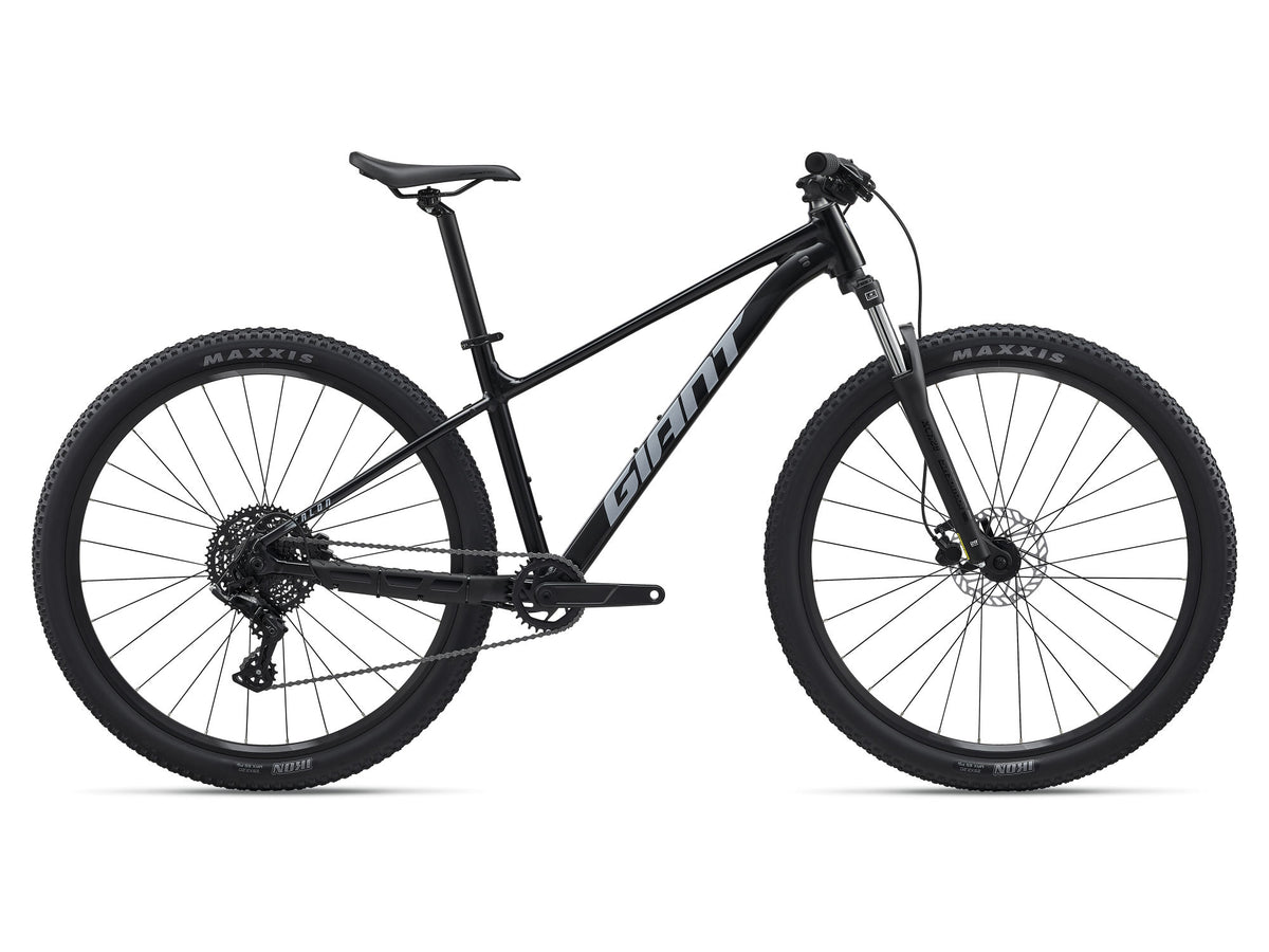 GIANT TALON 4 HARDTAIL MTB BIKE 2027 BLACK