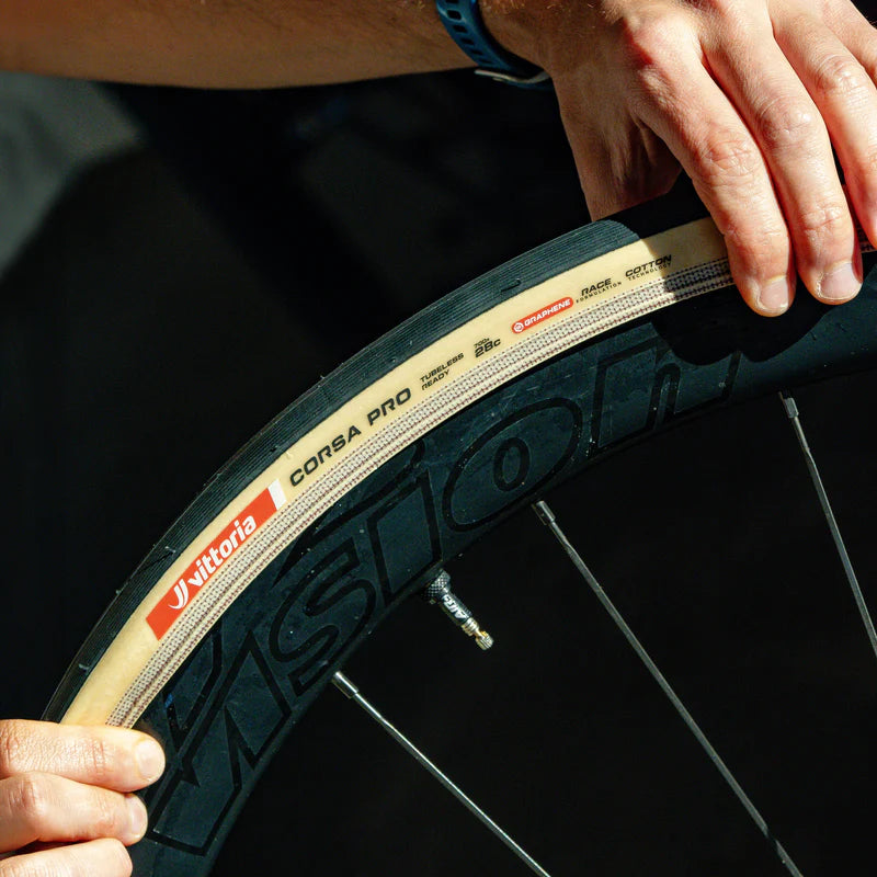 VITTORIA CORSA PRO TLR GRAPHENE 2.0 FOLDING TYRE