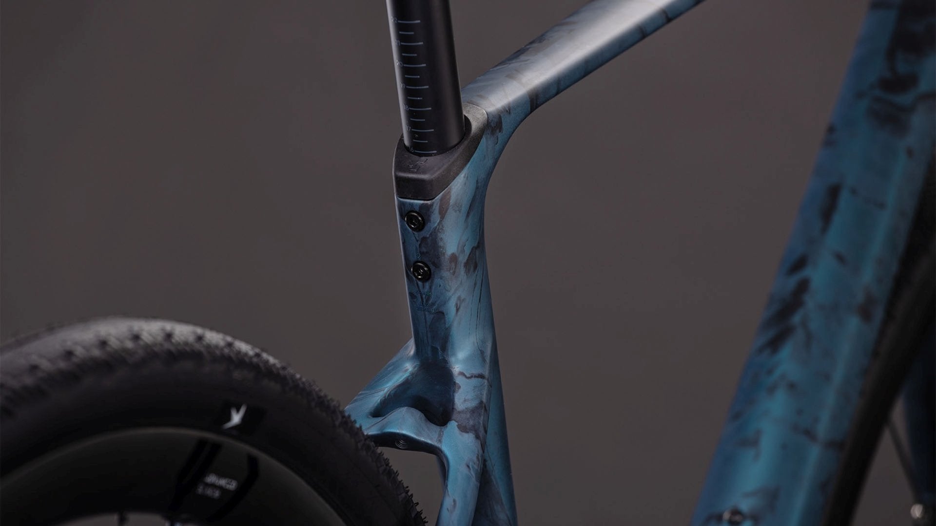 CUBE NUROAD C:62 SLT GRAVEL BIKE 2026 ROYALGREEN' N 'FUME