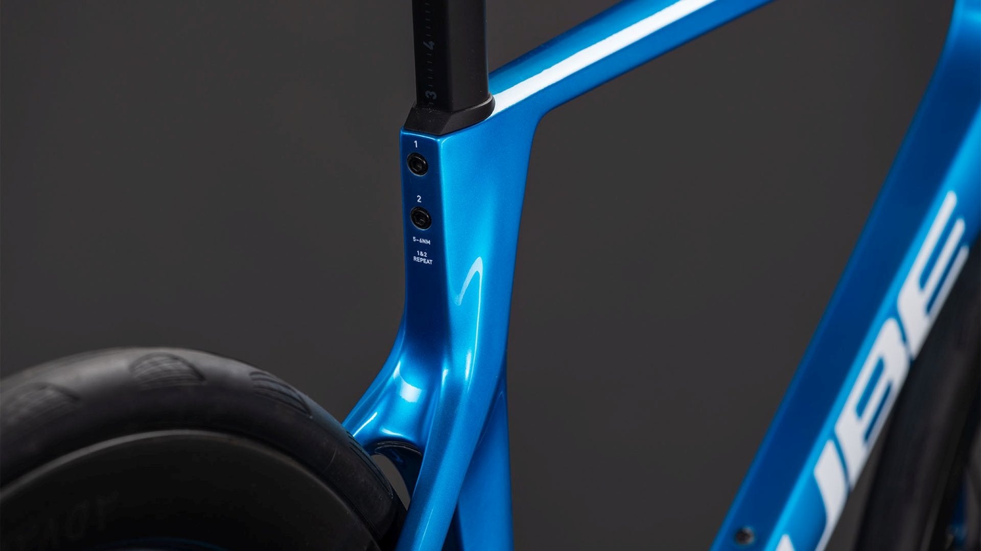 CUBE AGREE C:62 EX ROAD BIKE 2026 TOPASBLUE' N 'WHITE