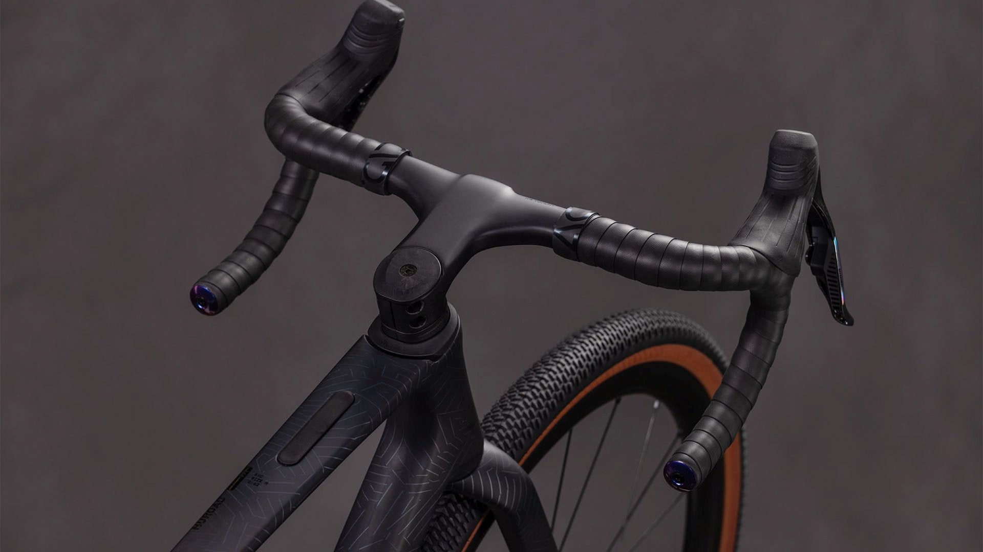 CUBE NUROAD C:62 EXC GRAVEL BIKE 2026 CARBON' N 'CRISSCROSS