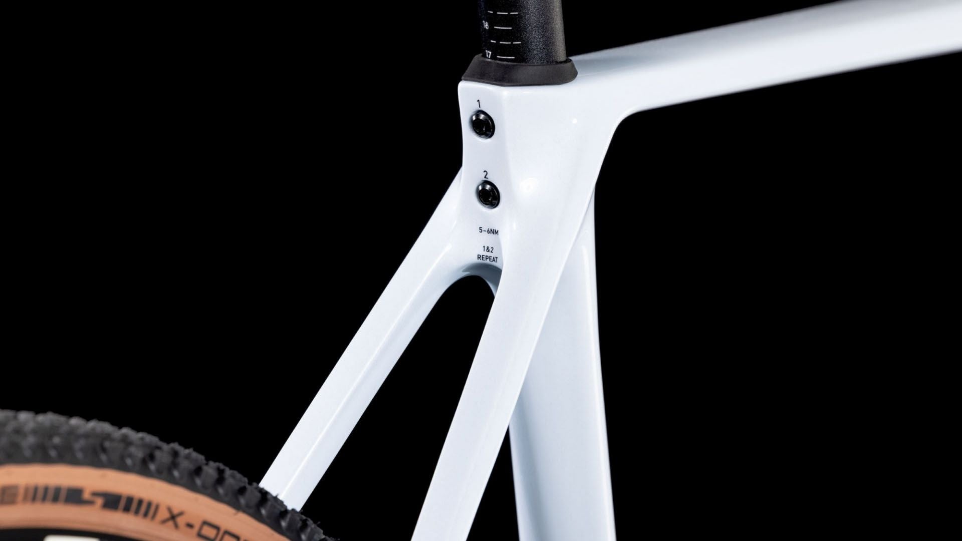 CUBE CROSS RACE C:62 RACE CYCLOCROSS BIKE 2025 POLARWHITE' N 'BLUE