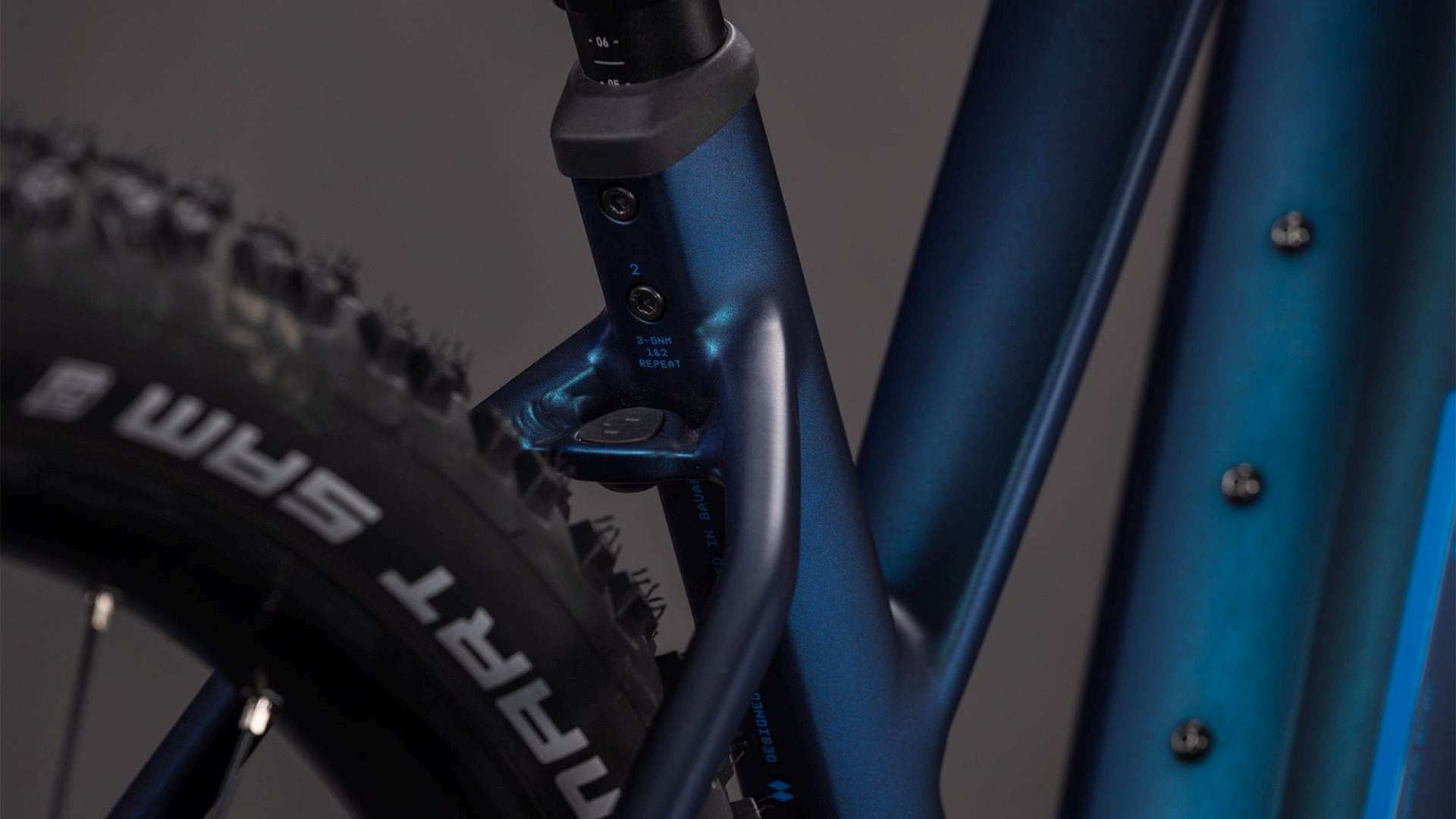 CUBE REACTION HYBRID PRO 800 TRAPEZE eMTB BIKE 2026 NEBULAR' N 'DAZZLE