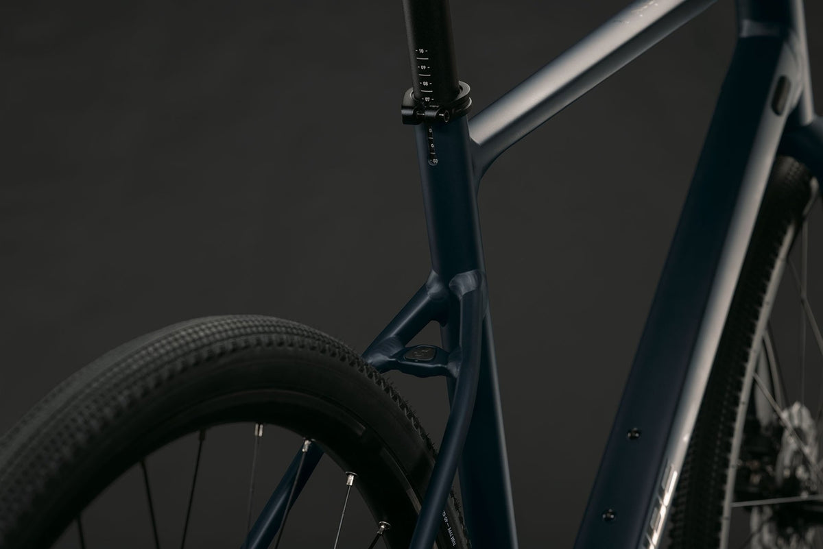 CUBE NULANE PRO GRAVEL BIKE 2027 NIGHT 'N' CHROME