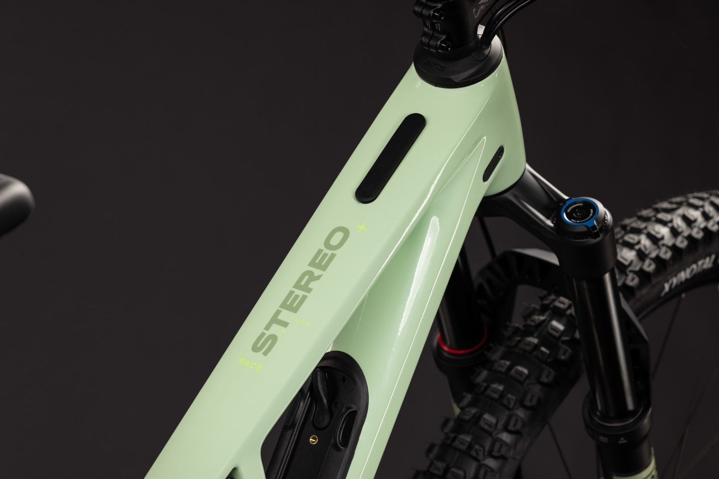 CUBE STEREO HPC RACE MTB BIKE 2027 LINDGREEN 'N' GREEN